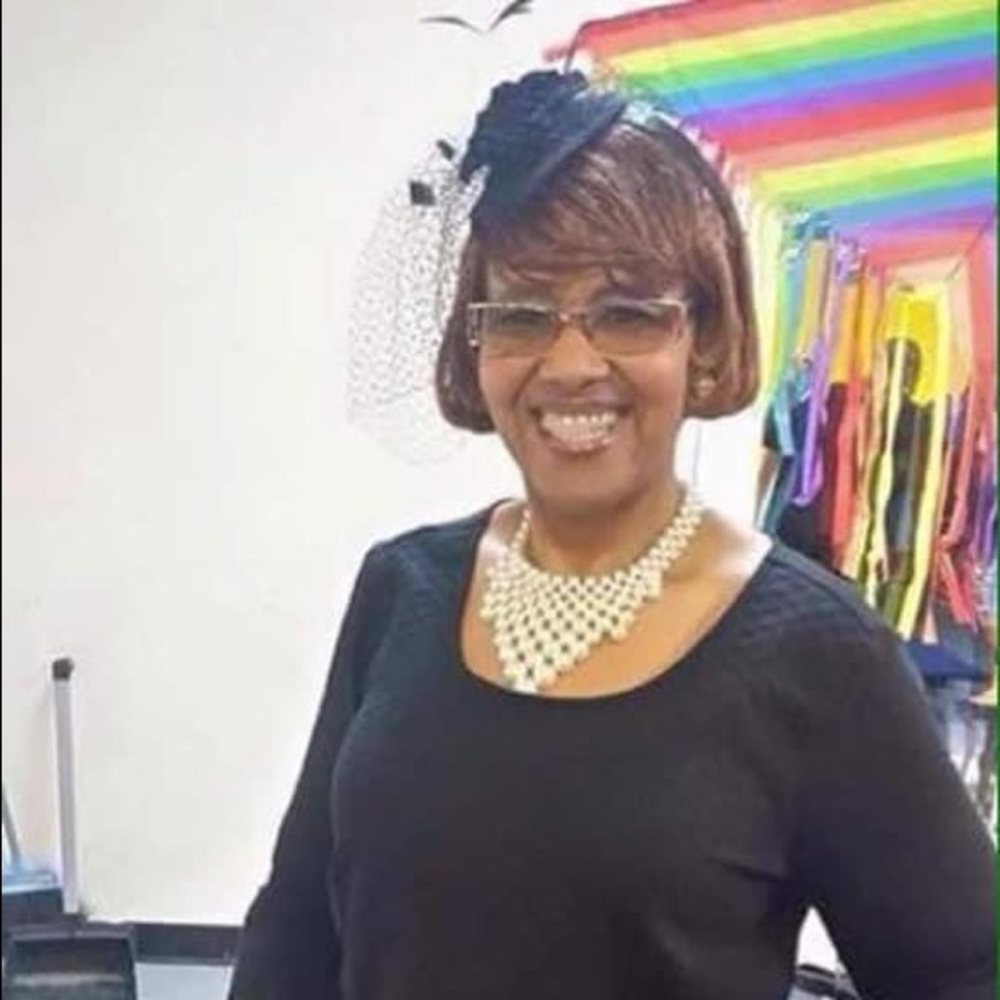 Meet your Posher, Renee